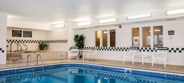 德梅因机场品质酒店及套房(Quality Inn & Suites des Moines Airport)图片