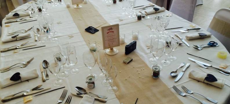 塞加拉普林西尔餐厅及酒店(Authentic by Balladins – Rodez / le Ségala)图片