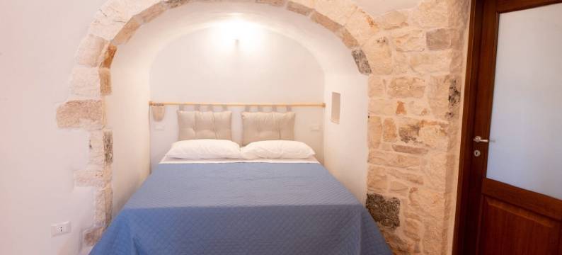 马塞里亚迪鲁波(Masseria Dirupo)图片