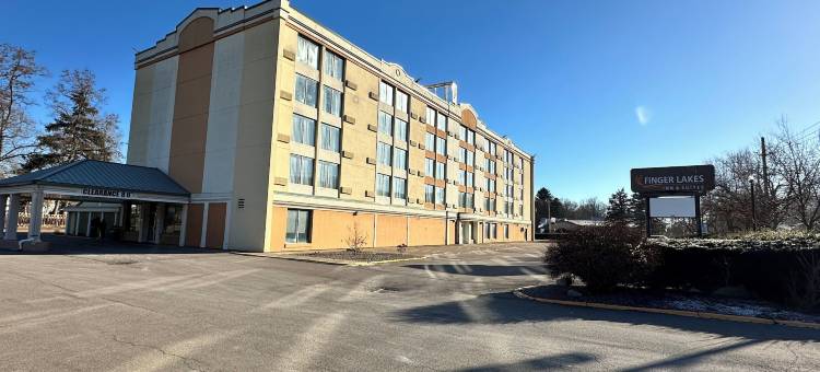 手指湖旅馆及套房(Finger Lakes Inn & Suites)图片