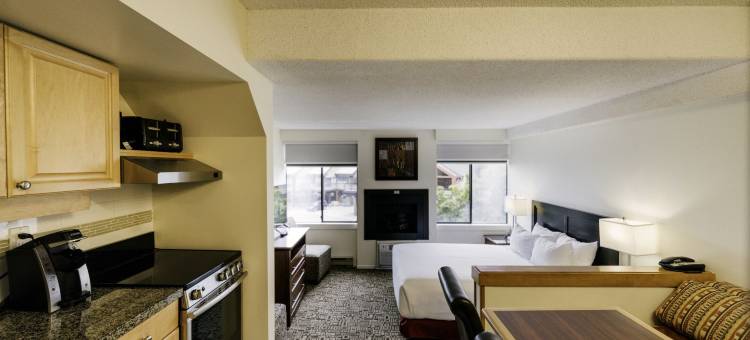 惠斯勒山边行政酒店(Mountain Side Hotel Whistler by Executive)图片