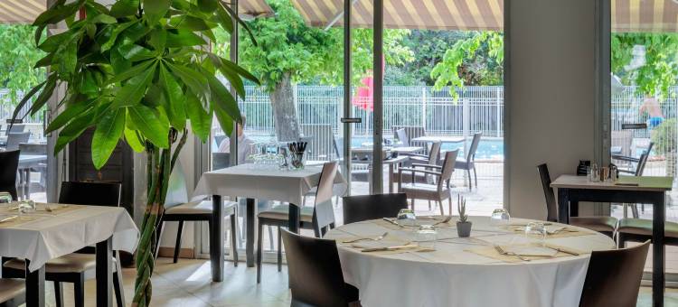 勒马斯德艾托勒舒适酒店(Logis Hotel Noemys Pont de l'Etoile)图片