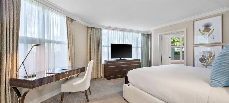 马可海滨度假酒店(Marco Beach Ocean Suites)图片