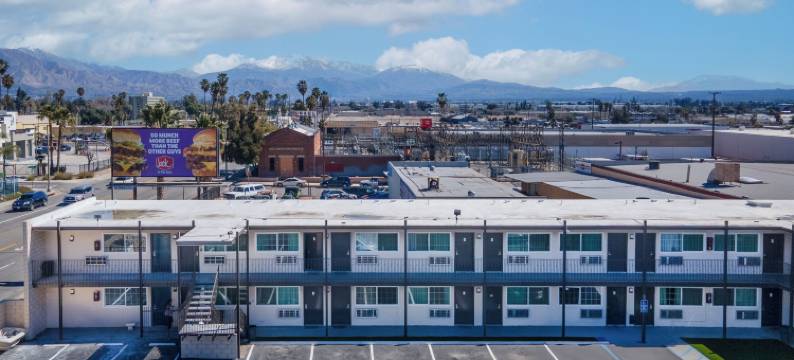 内陆酒店及套房(Inland Inn & Suites)图片