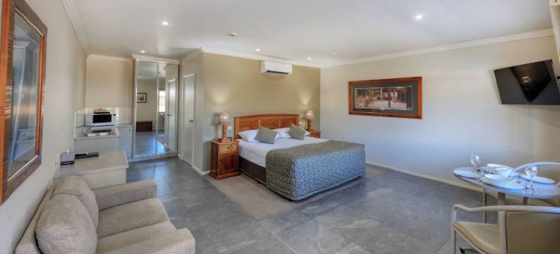 绍布什汽车旅馆(The Saltbush Motor Inn)图片