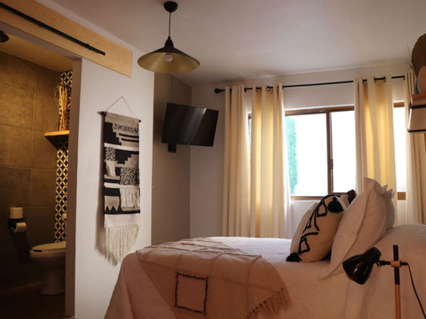 达米安娜精品酒店