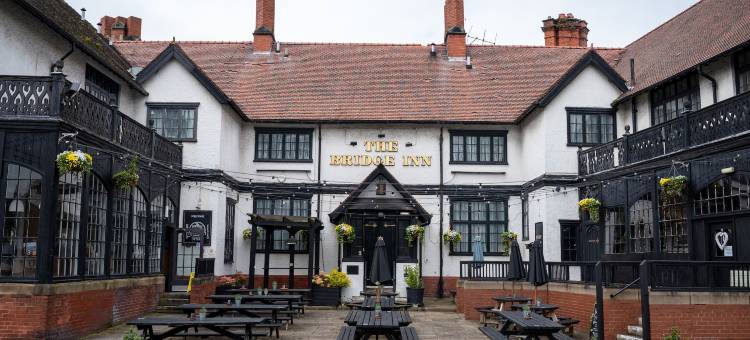 桥梁旅馆酒店(Bridge Inn Hotel)图片