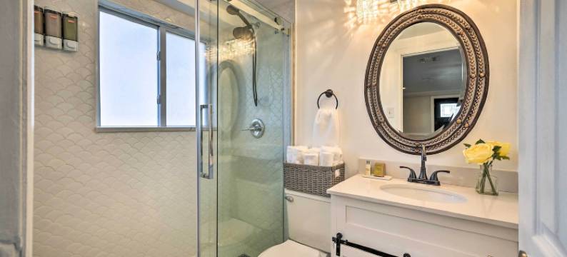 海湾岸边度假租赁～距离沙滩7英里(Bay Shore Vacation Rental ~ 7 Mi to the Beach)图片