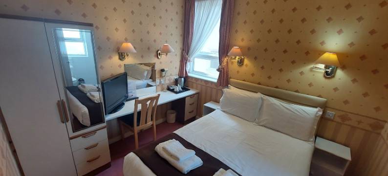 白石南酒店(White Heather Hotel)图片