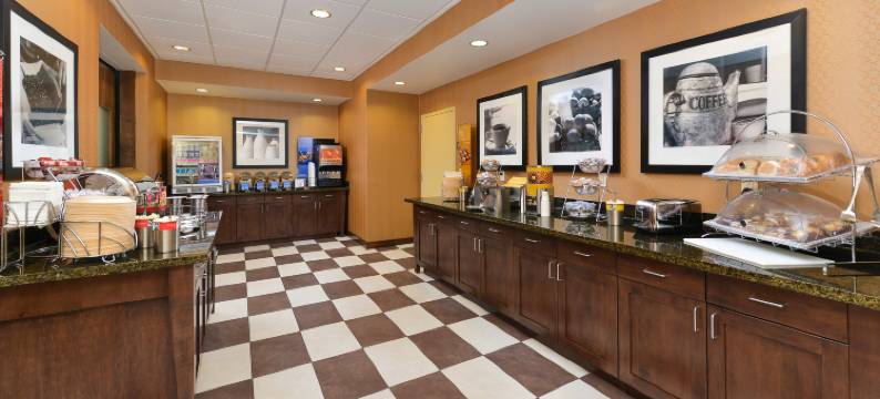 克林顿欢朋酒店(Hampton Inn Clinton)图片