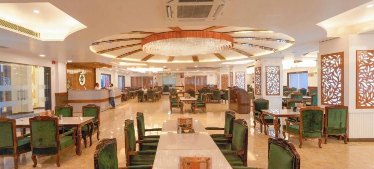 加杰劳拉苏克德夫餐馆及度假村(Gajraula Sukhdev Dhaba & Resort)图片