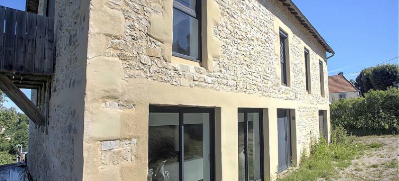 Spacious Holiday Home with Private Garden图片