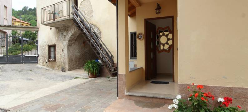 Family Retreat near Garda图片