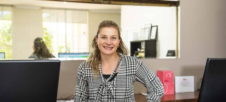 马奇温宁波斯特汽车旅馆(Winning Post Motor Inn)图片