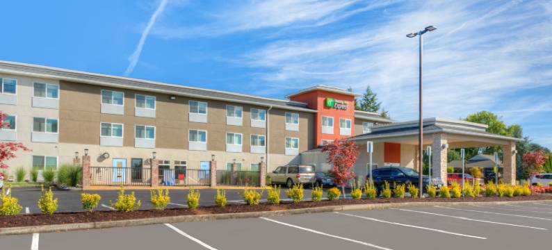 纽伯格智选假日酒店 - 葡萄酒之乡(Holiday Inn Express NEWBERG - WINE COUNTRY by IHG)图片