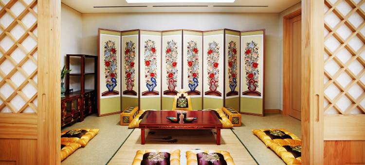 普米尔酒店(Hotel Prumir)图片