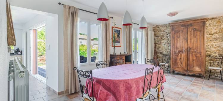 Retreat in Saint Denis图片