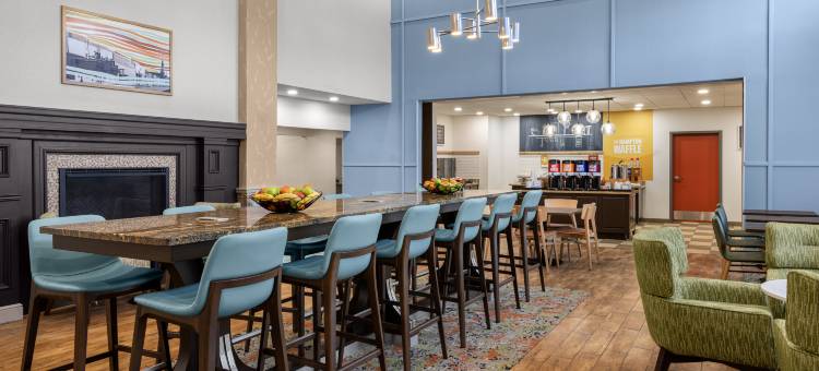 霍普希尔顿欢朋套房酒店(Hampton Inn & Suites Hope)图片