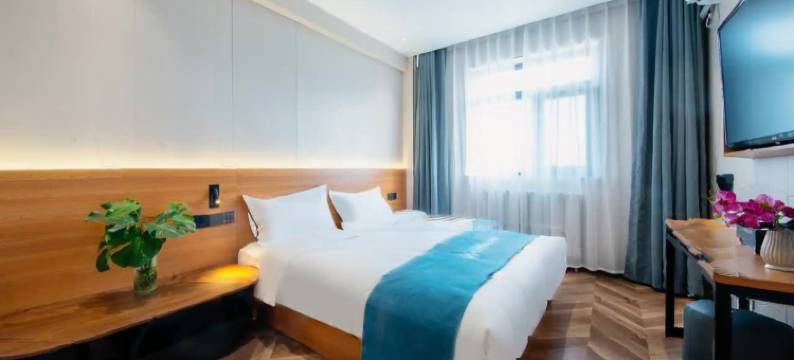 如家UP华驿精选酒店(北京五棵松田村地铁站店)图片