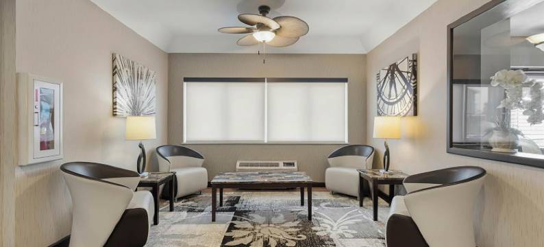 皇冠贝斯特韦斯特套房酒店(Best Western Crown Inn  Suites)图片