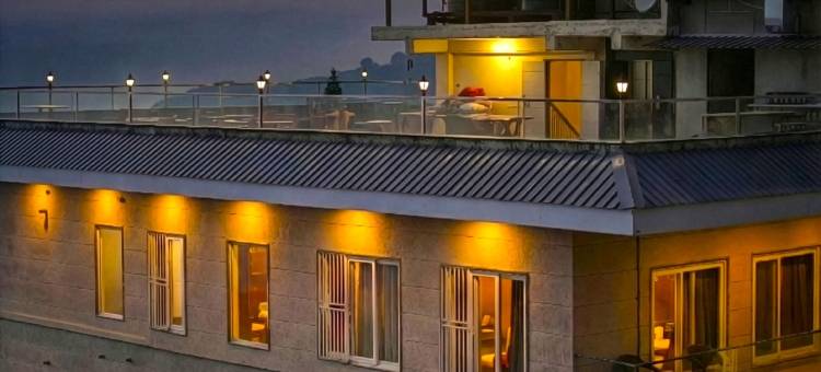 Stotrak的慕苏里豪华酒店(Hotel Luxury Inn by Stotrak Hospitality)图片