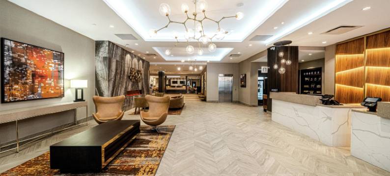 基奇纳希尔顿逸林酒店(DoubleTree by Hilton Kitchener)图片