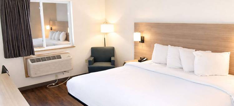 Baymont by Wyndham Sault Ste Marie MI图片