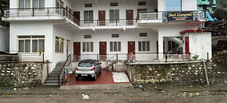 S4S的Shri Ganapati酒店(Shri Ganapati Hotel BY S4S)图片