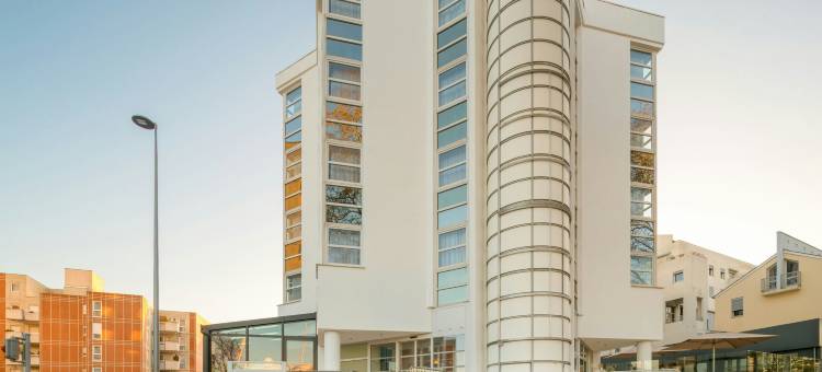 钟楼兰斯中央大教堂酒店(Four Points by Sheraton Reims Cathédrale)图片