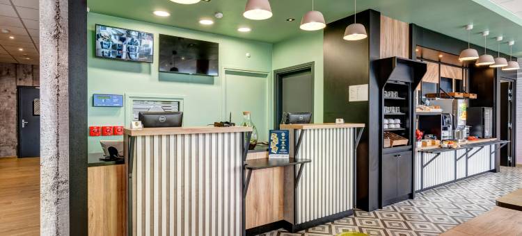 B&B酒店Le Port- Marly St-Germain en Laye(B&B Hotel le Port Marly Saint Germain en Laye)图片