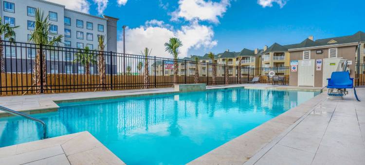 加尔维斯顿西防波堤拉昆塔温德姆套房酒店(La Quinta Inn & Suites by Wyndham Galveston West Seawall)图片