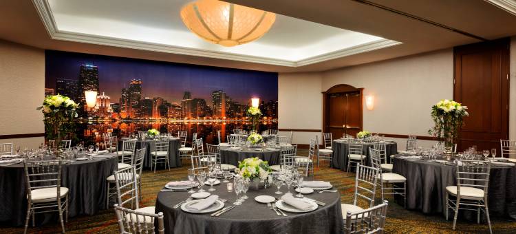 芝加哥壮丽大道希尔顿套房酒店(Hilton Chicago Magnificent Mile Suites)图片