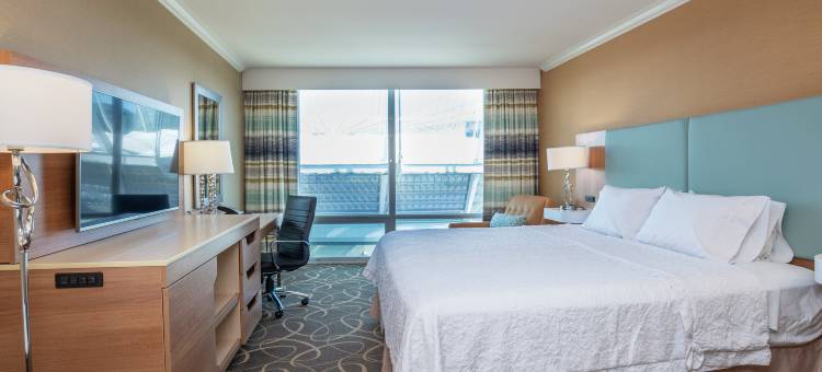 温哥华市区希尔顿欢朋套房酒店(Hampton Inn & Suites, by Hilton - Vancouver Downtown)图片