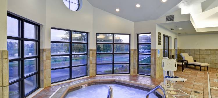 诺福拉诺珀维尔Homewood Suites by Hilton(Homewood Suites by Hilton Aurora Naperville)图片