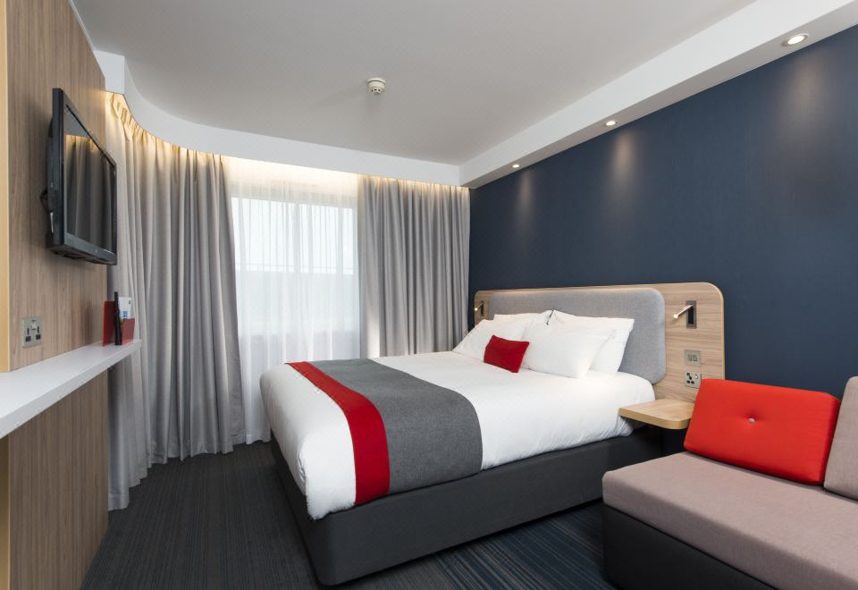 Holiday Inn Express CAMBRIDGE by IHG Hotel Overview