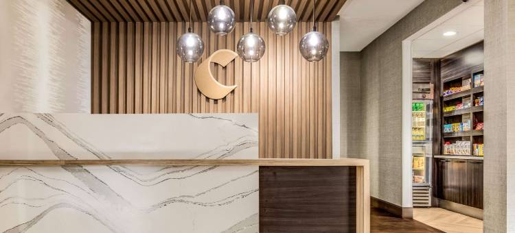 舒适套房酒店(Comfort Inn & Suites)图片