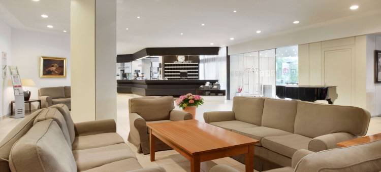 纽伦堡公园酒温德姆华美达店(Ramada by Wyndham Nuernberg Parkhotel)图片