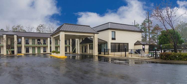 雷福德品质酒店(Quality Inn Raeford)图片