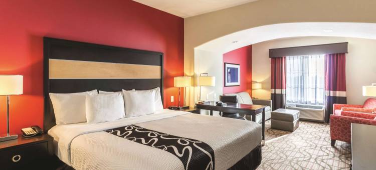 法戈医疗中心拉昆塔温德姆套房酒店(La Quinta Inn & Suites by Wyndham Fargo-Medical Center)图片