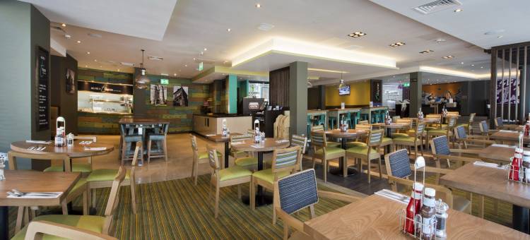 纽伯里镇中心伦敦路普瑞米尔酒店(Premier Inn Newbury Town Centre (London Road))图片