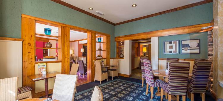 伯恩茅斯东普莱米尔酒店(Premier Inn Bournemouth East (Boscombe))图片