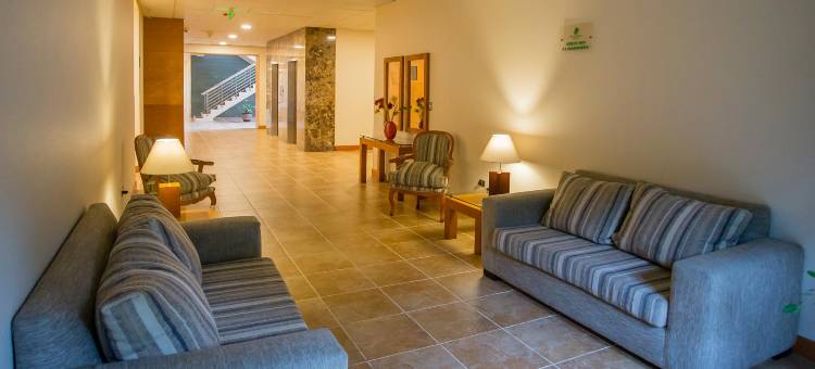 圣地亚哥德阿尔马格罗蒙特港酒店(Hotel Diego de Almagro Puerto Montt)图片