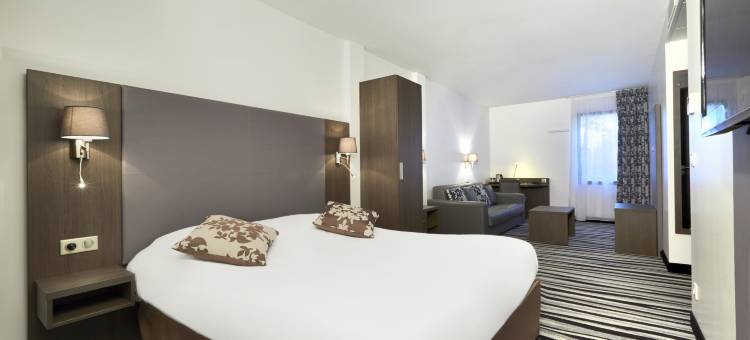 圣康坦伊夫林蒙蒂尼基里亚德酒店(Kyriad Saint Quentin EN Yvelines - Montigny)图片