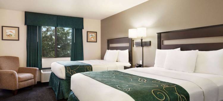 赫恩温德姆呗盟酒店(Baymont by Wyndham Hearne)图片