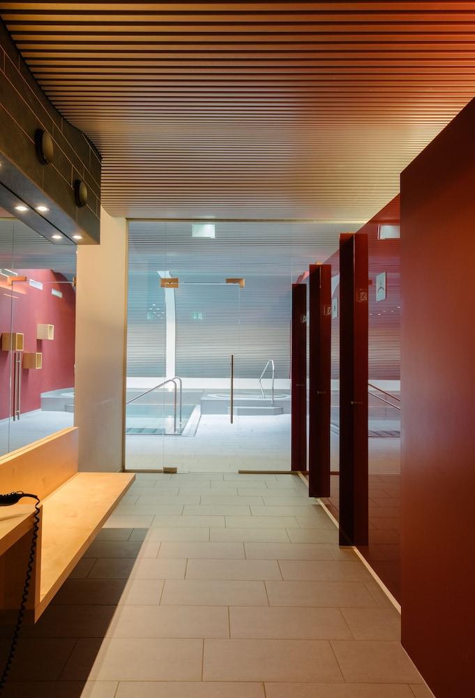 Hotel Ambassador Zermatt Over view