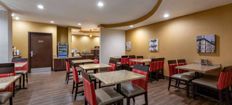 舒适套房酒店-佩里斯堡托莱多南(Comfort Suites Perrysburg - Toledo South)图片