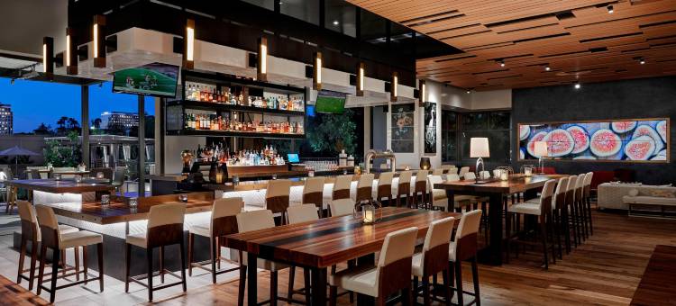 欧文斯贝特鲁姆万豪酒店(Marriott Irvine Spectrum)图片