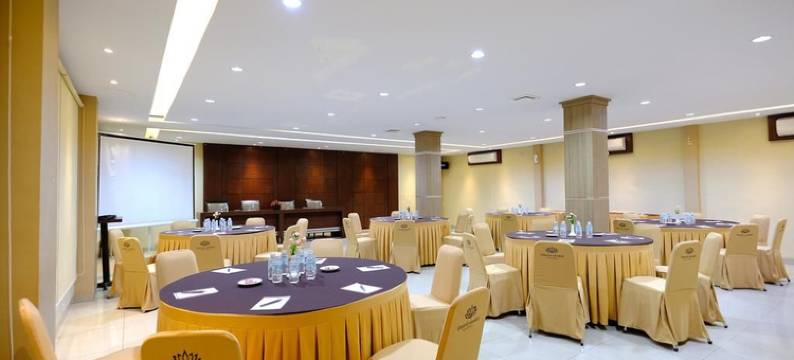 阿拉伯大酒店(Portola Grand Arabia Hotel)图片