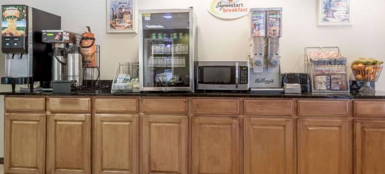 拉沃尼亚速8酒店(Super 8 by Wyndham Lavonia)图片