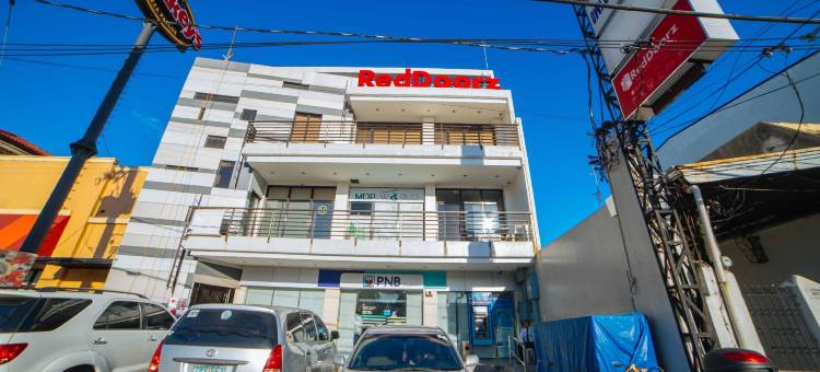 RedDoorz near Angeles University Foundation图片